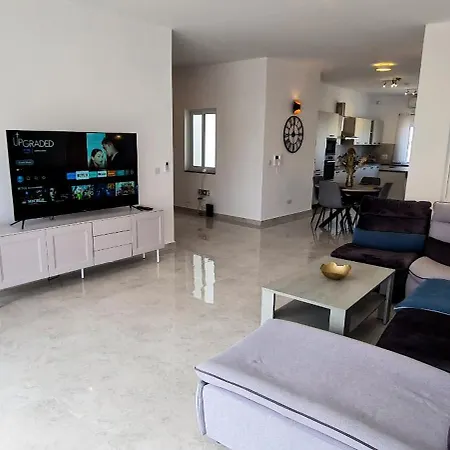 Seaside Serenity - Luxe Penthouse - Near The Beach By Quicktrips Mellieha Exterior photo