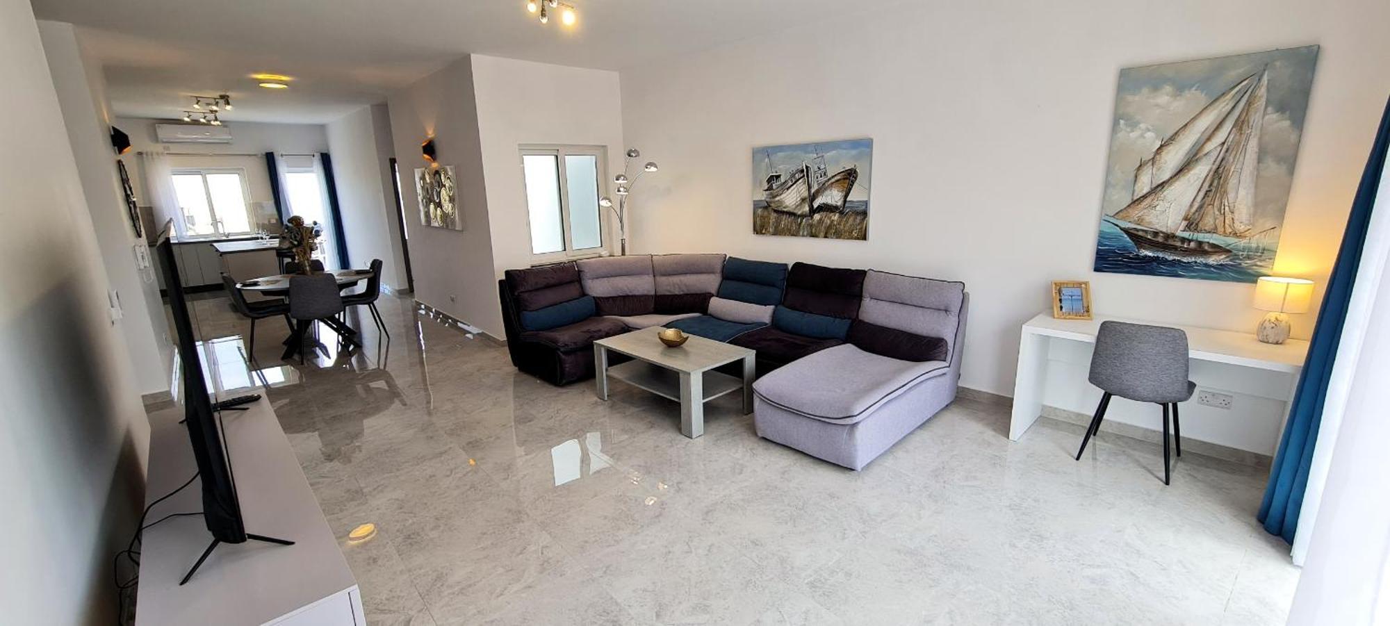 Seaside Serenity - Luxe Penthouse - Near The By Quicktrips Appartement *